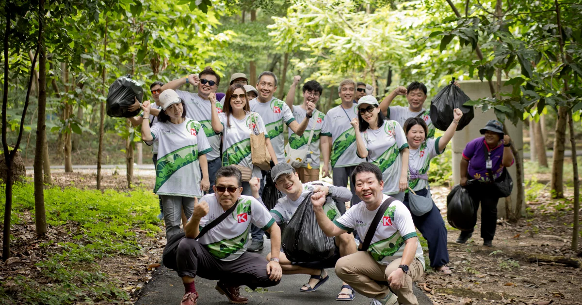 กิจกรรมเก็บขยะบริเวณ หาดบางกะเจ้า ริมแม่น้ำเจ้าพระยา